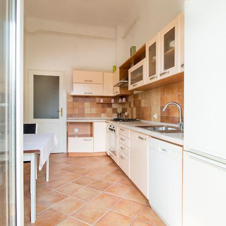 Guesthouse Centar 2 Загреб Екстериор снимка