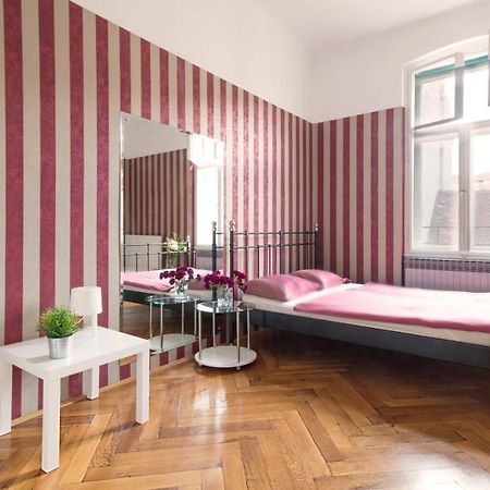 Guesthouse Centar 2 Загреб Екстериор снимка