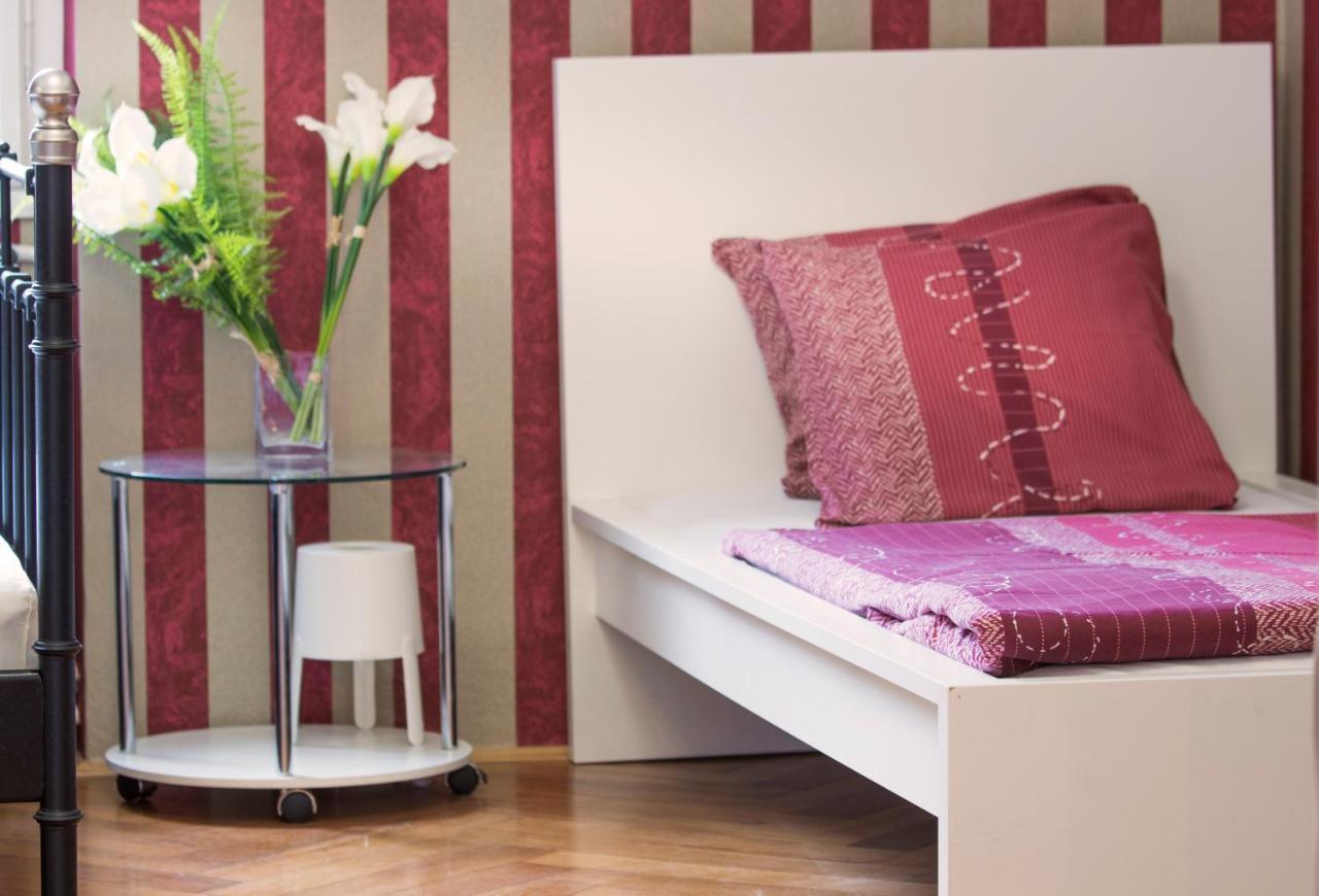 Guesthouse Centar 2 Загреб Екстериор снимка
