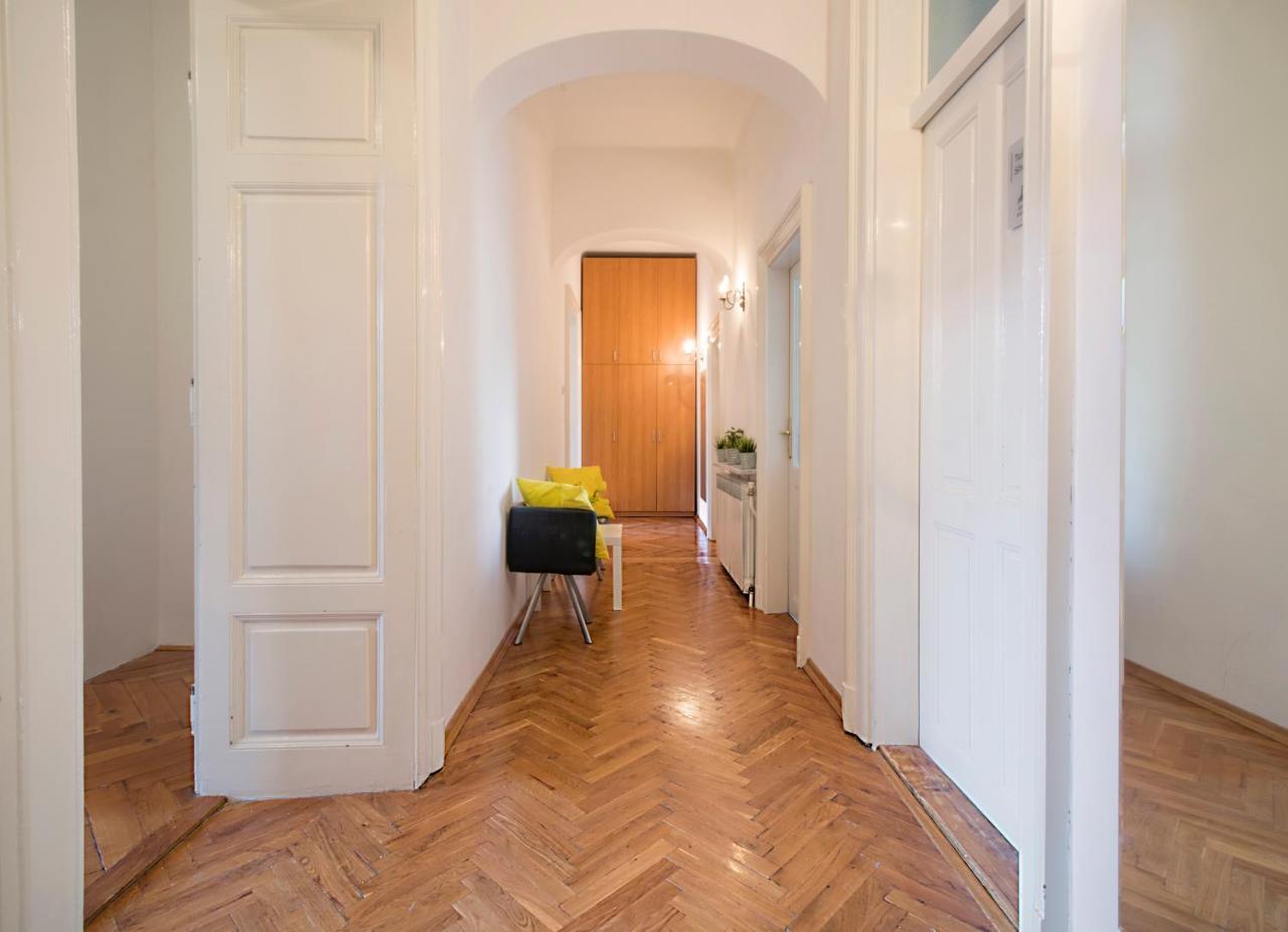 Guesthouse Centar 2 Загреб Екстериор снимка