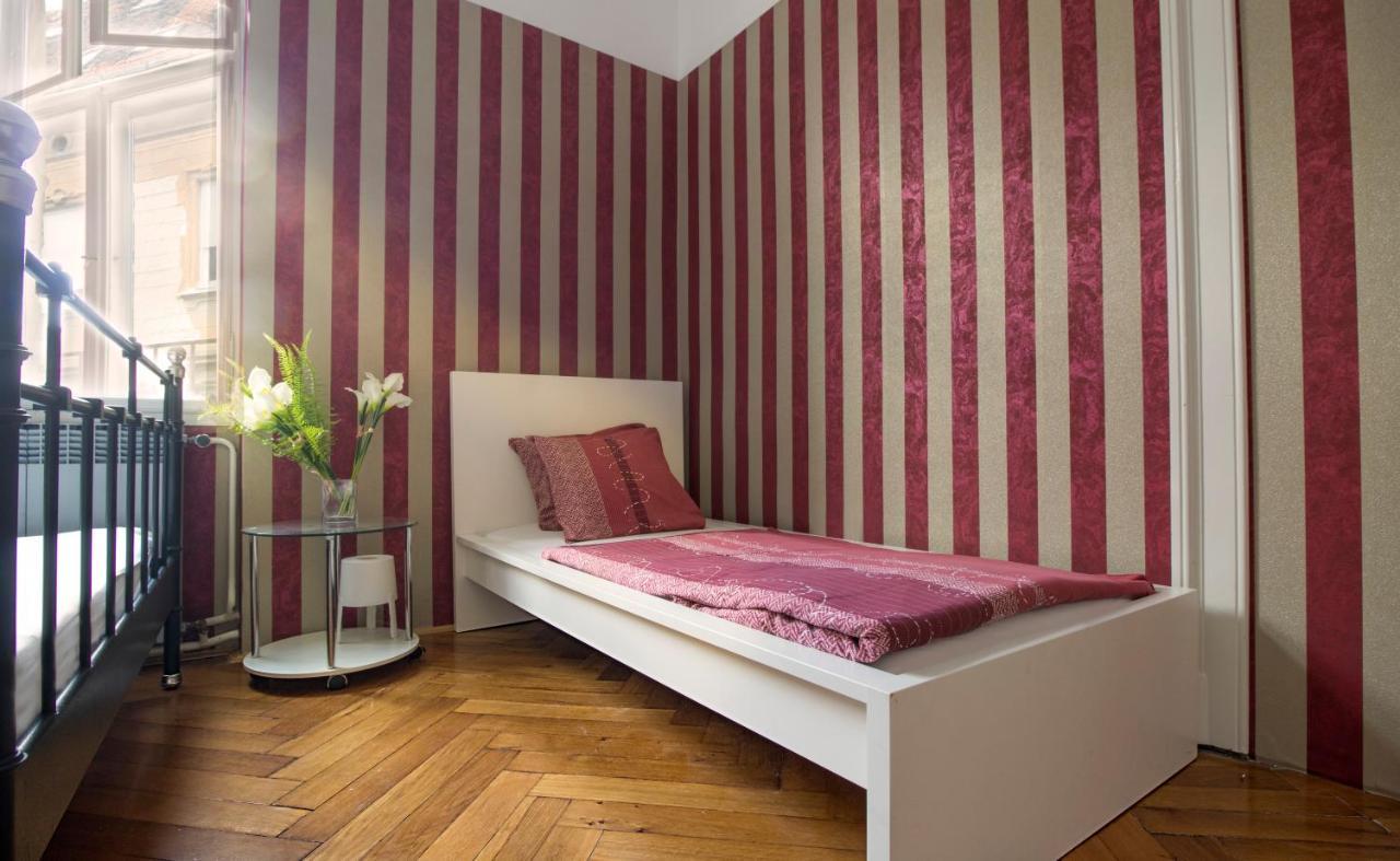 Guesthouse Centar 2 Загреб Екстериор снимка
